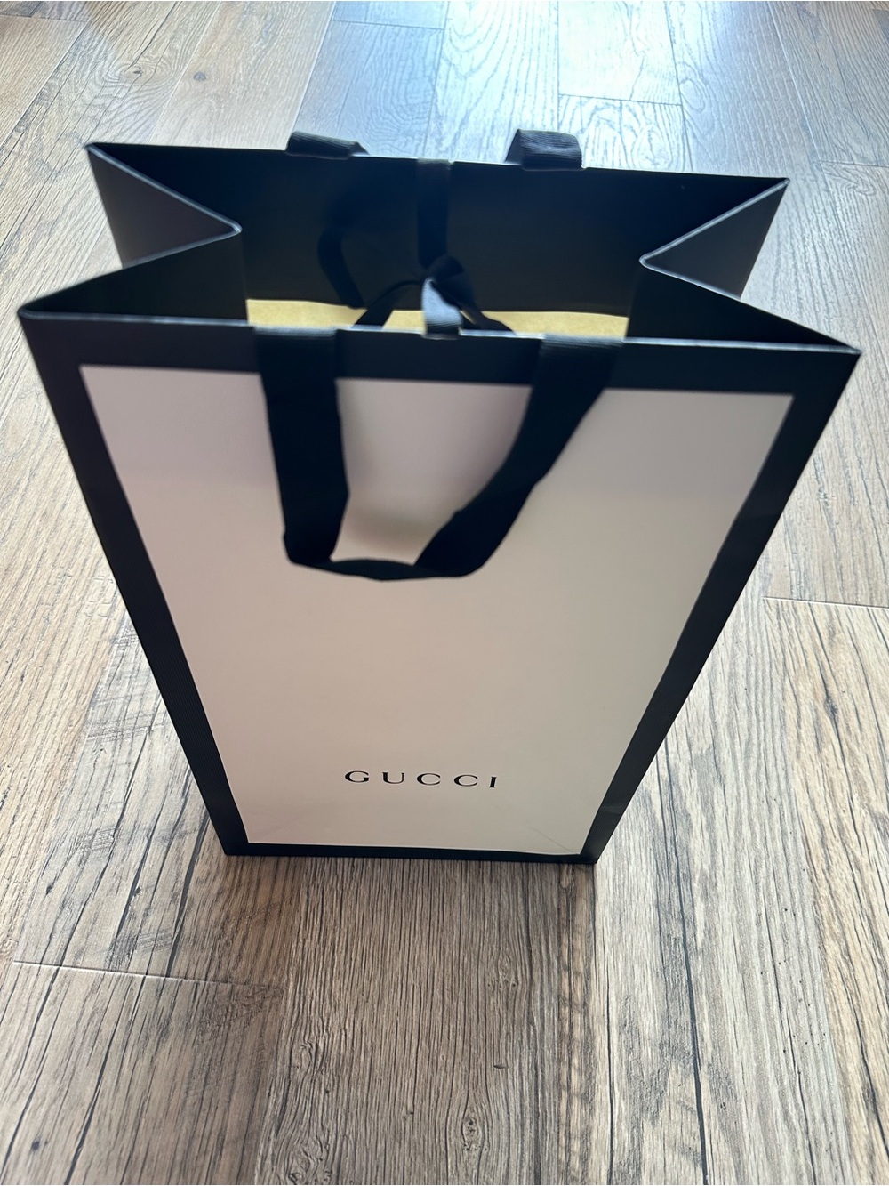 Gucci Black & White Branded Paper Shopping Bag